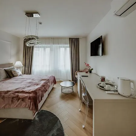 Lavilla Osijek Buitenkant foto