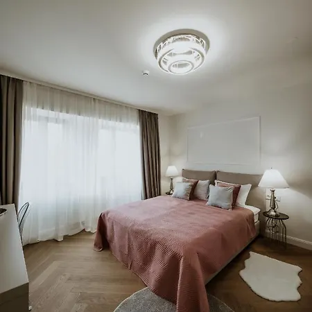Lavilla Osijek Buitenkant foto