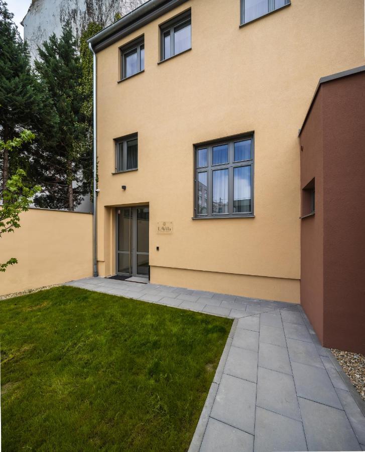 Lavilla Apartment